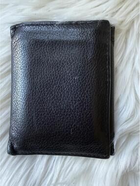 Pelle Studio Black Trifold Leather Wallet
